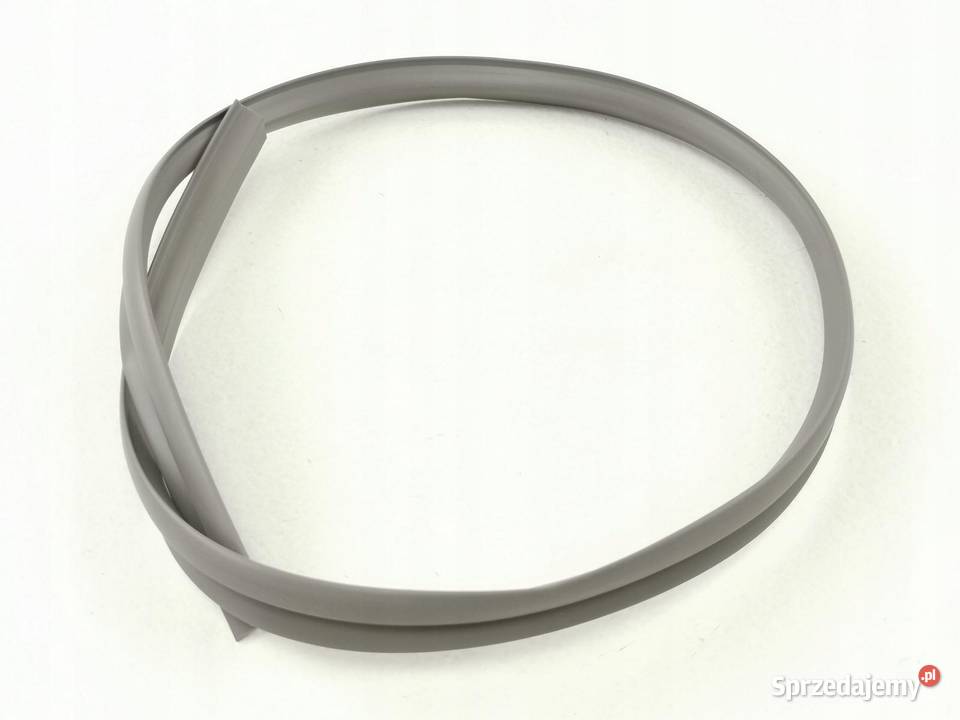 USZCZELKA LISTWY NADKOLA TYŁ SSANGYONG REXTON I