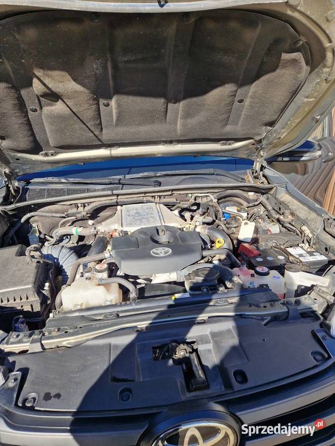 Toyota Hilux 24 D4D Single Cab DLX 4x4 2023 Rok produkcji 2023 Tarnów Opolski