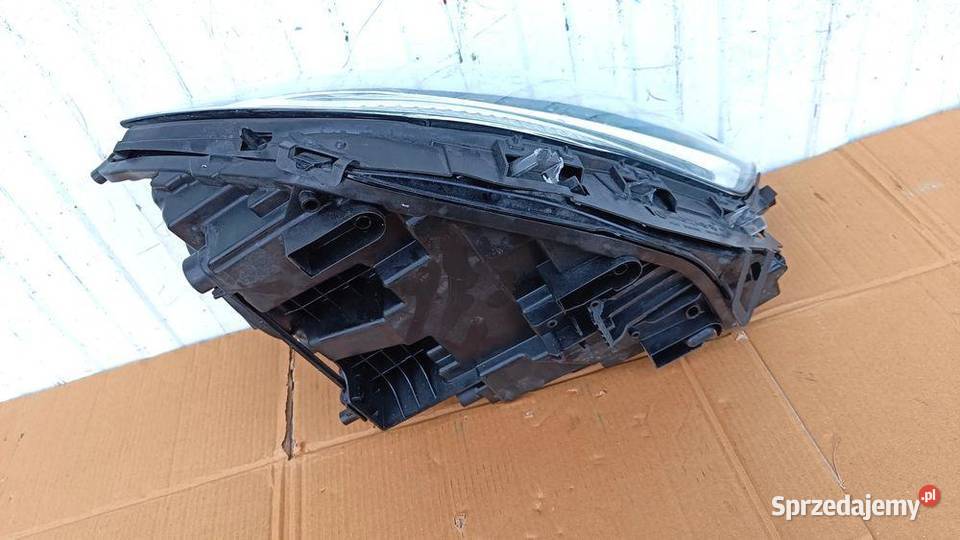 MERCEDES GLA W247 LAMPA PRAWA LED osobowe