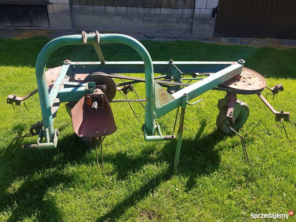 Przetrząsarka Karuzelowa Z 218 Maszyny zielonkowe Wohyń
