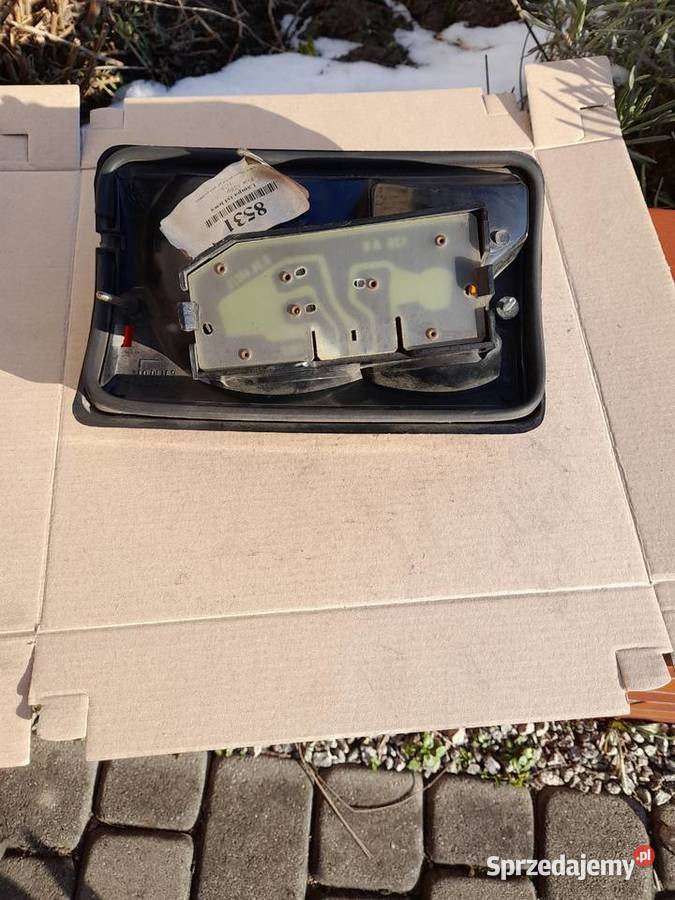 lampa tylna Fiat 126 Oświetlenie Rybnik