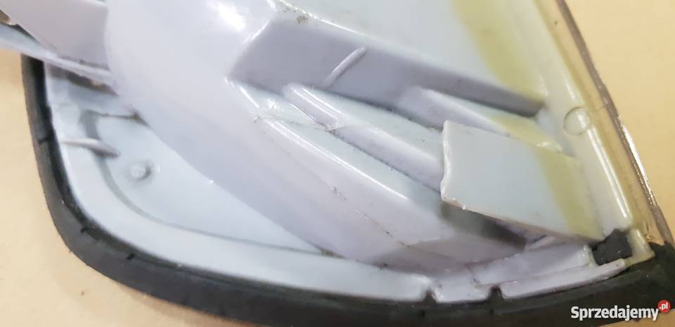 MERCEDES W124 E KLASA LEWY MIGACZ KIERUNKOWSKAZ lubuskie