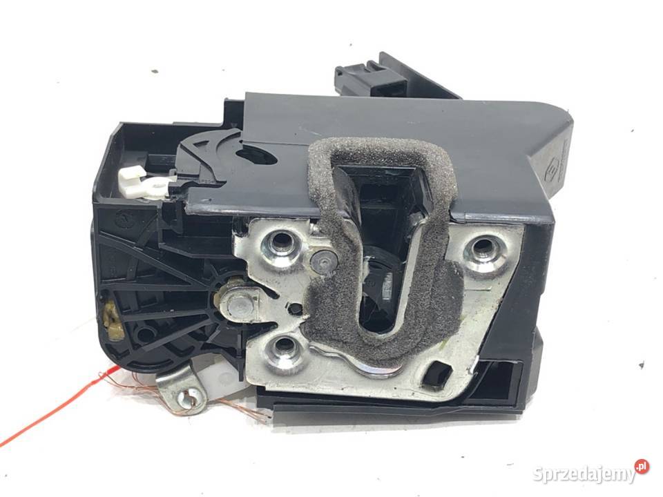 ZAMEK DRZWI PRAWY PRZÓD DACIA DUSTER Hatchback osobowe