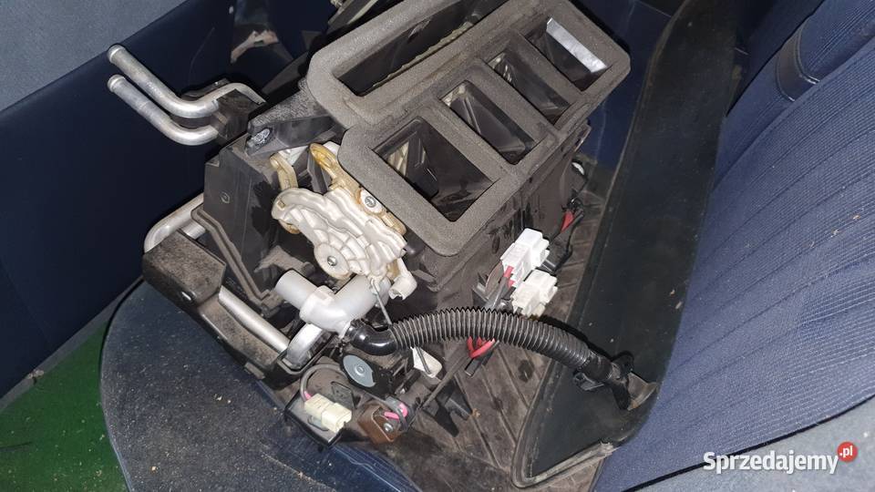 Nagrzewnica kompletna Subaru Forester III sh 20d Radkowice sprzedam
