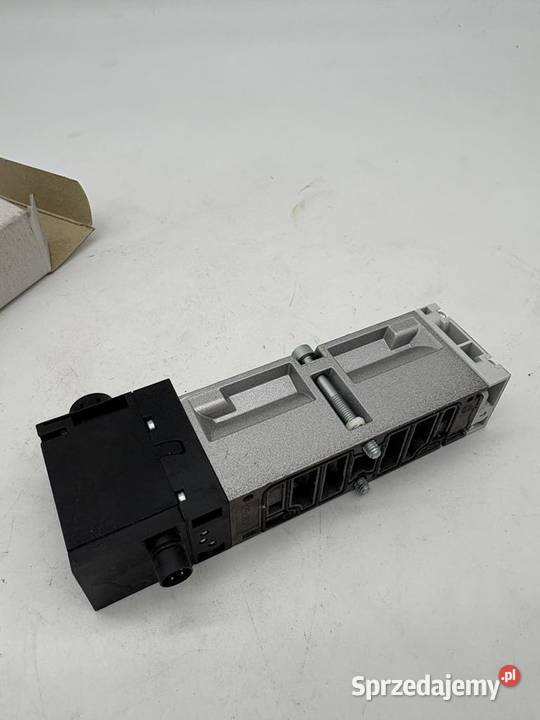 Festo VSVABM52MZA11T1L 8033068 Elektrozawór mazowieckie