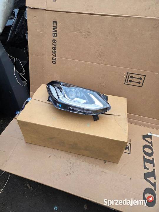 Reflektor Lampa prawa prawy przód przednia Opel