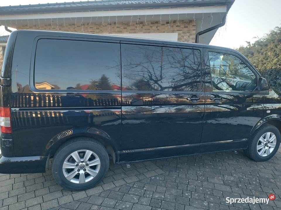 Sprzedam VW T5 2litry 140 blaszak z fabryczną Rok produkcji 2011 Lubasz