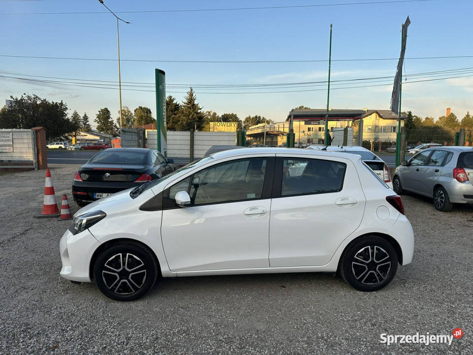 Toyota Yaris 201513benz 996