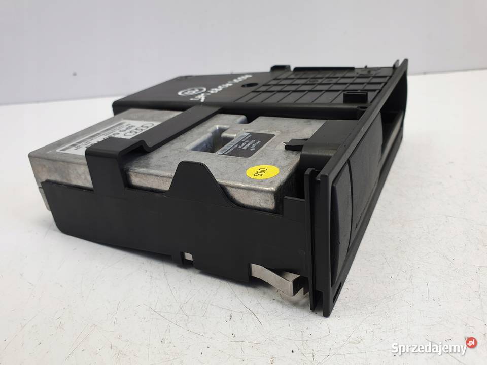 Audi A3 8P II lift MODUŁ INTERFACE 8P0035785 mmi Rudka