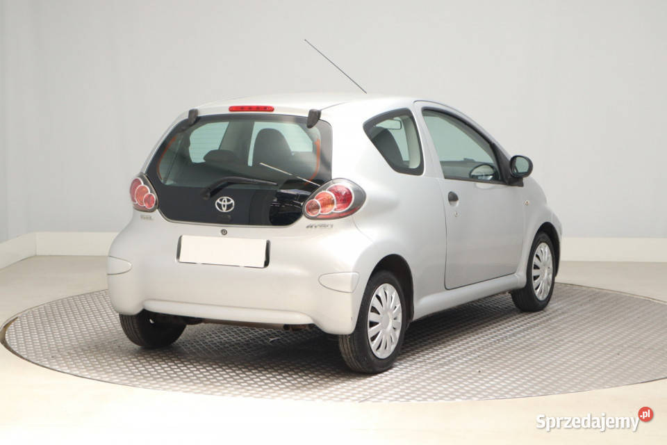 Toyota Aygo 10 VVTi Rok produkcji 2011 Zabrze