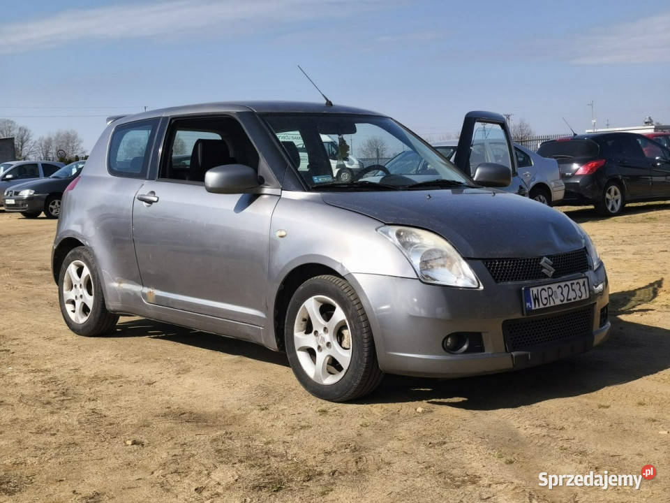 Suzuki Swift 2005r 13 Benzyna Tanio Możliwa nieuszkodzony Warszawa