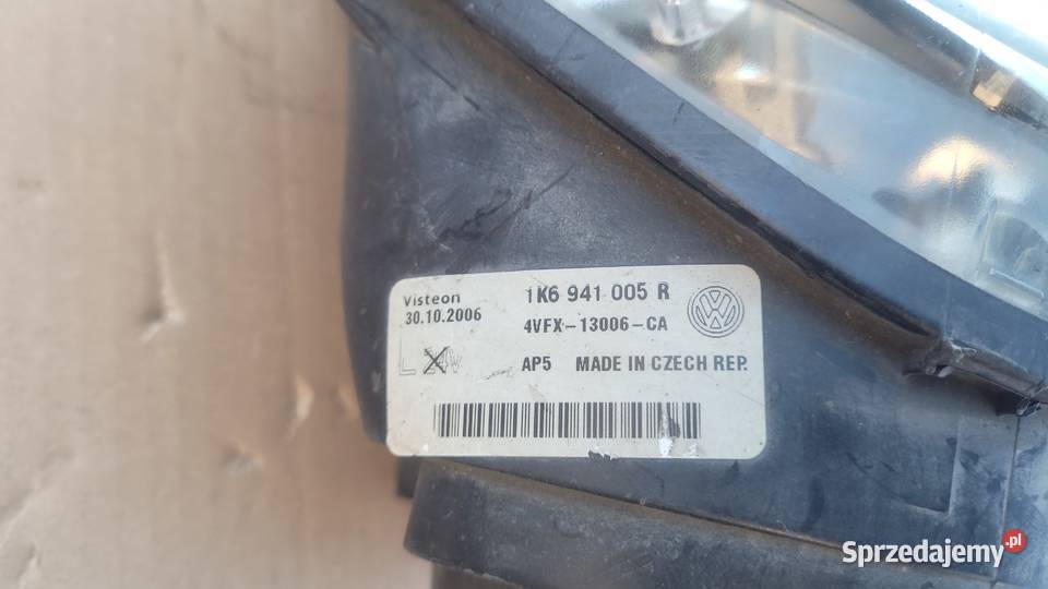VW GOLF V 5 LEWY REFLEKTOR LAMPA LEWA PRZOD 747 Ruda Śląska