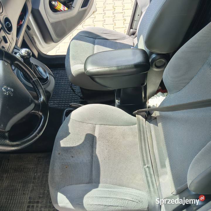 Sprzedam peugeot partner II 16 benzyna gaz 2008 podkarpackie Przemyśl