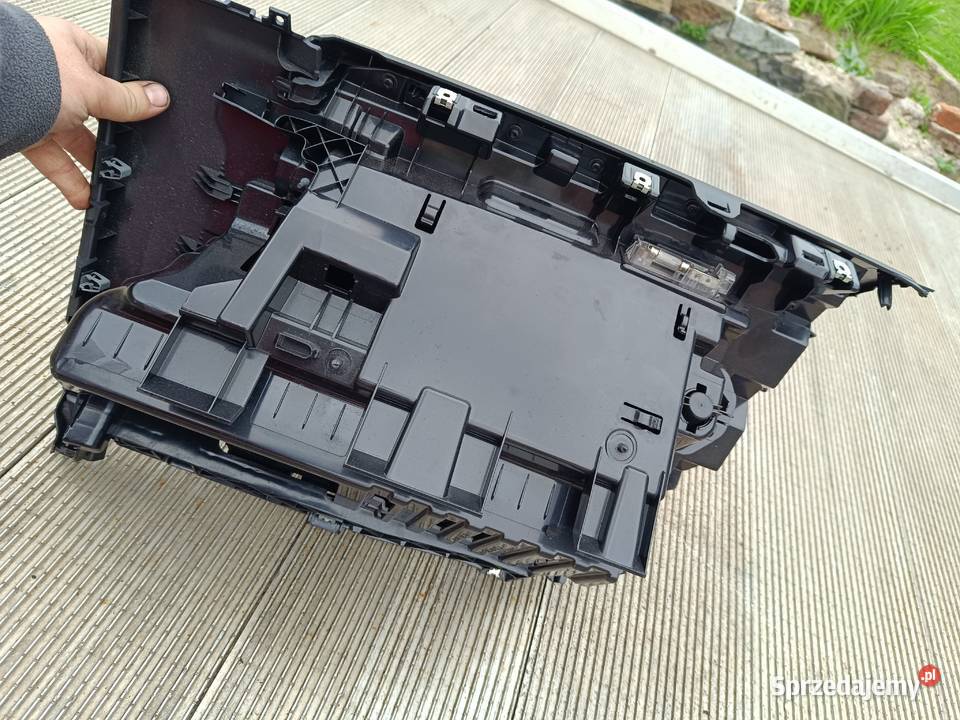 Schowek boczny BMW e81 e87 Części samochodowe Jawor