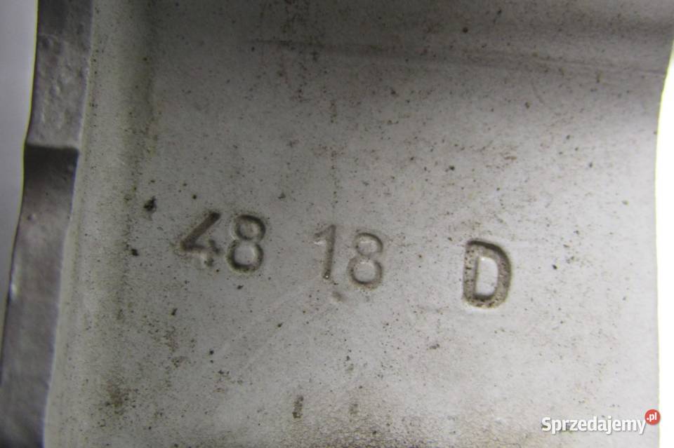 ZAWIAS MASKI PRAWY OV369 DV369 DACIA DUSTER II