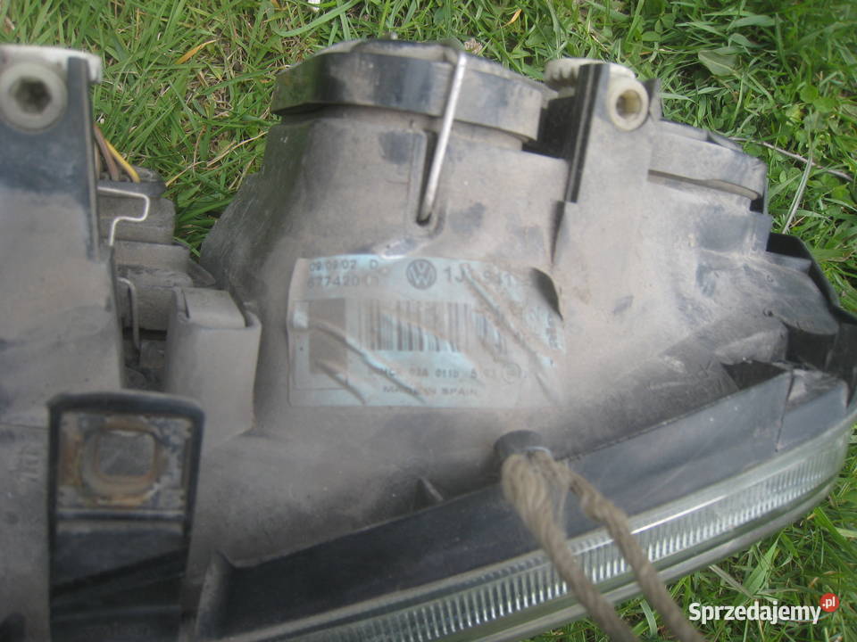 Lampa przednia lewa reflektor przedni Volkswagen