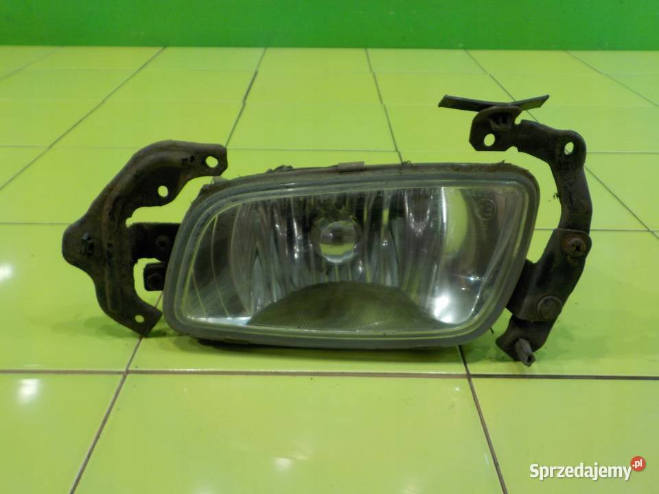 MITSUBISHI PAJERO III 35 D 00r 5D halogen lewy Lampy przeciwmgielne Suków