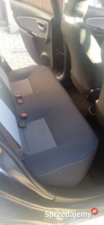 Toyota Yaris 10 2018r 125 klimatyzacja Węglówka