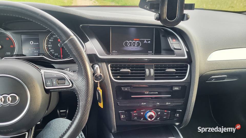 Audi a4 avant b8 20 tdi 190 3xS line A4 Młynisko sprzedam