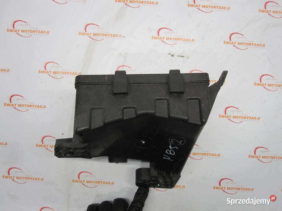 NISSAN JUKE 10r skrzynka bezpieczników Skrzynki bezpieczników Kielce