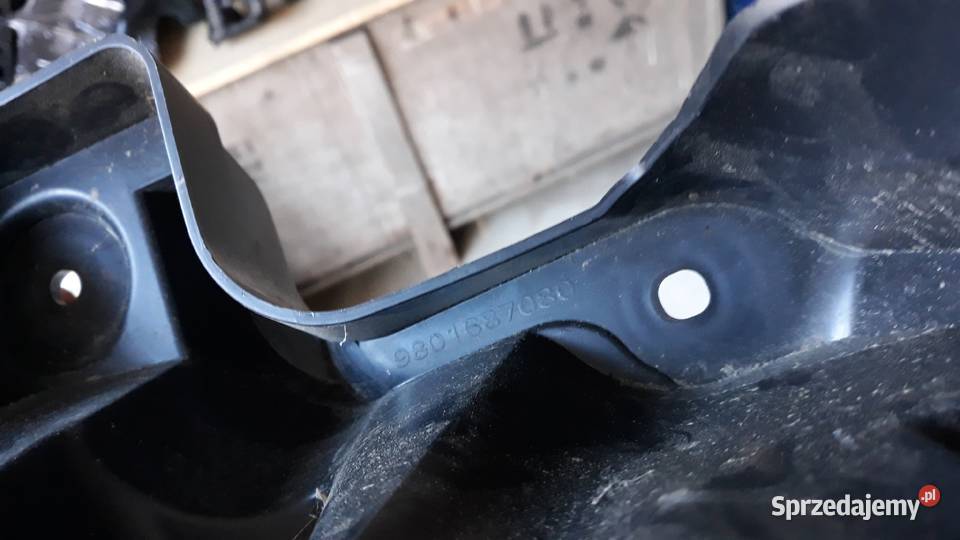 CITROEN C4 CACTUS ŚLIZG ZDERZAKA PRAWY TYŁ Zatom Stary