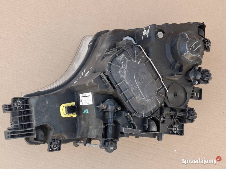 MERCEDES ACTROS MP4 REFLEKTOR PRAWY H7 LAMPA lubuskie Bieleń