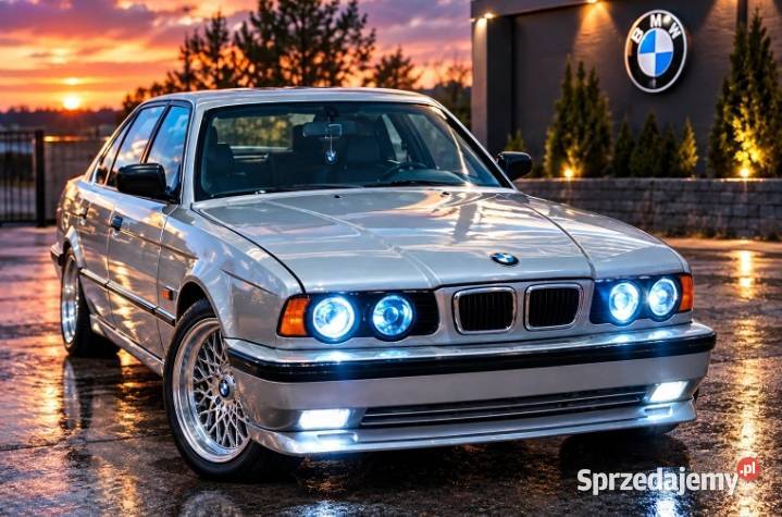 Model BMW M5 E34 w skali 1 24