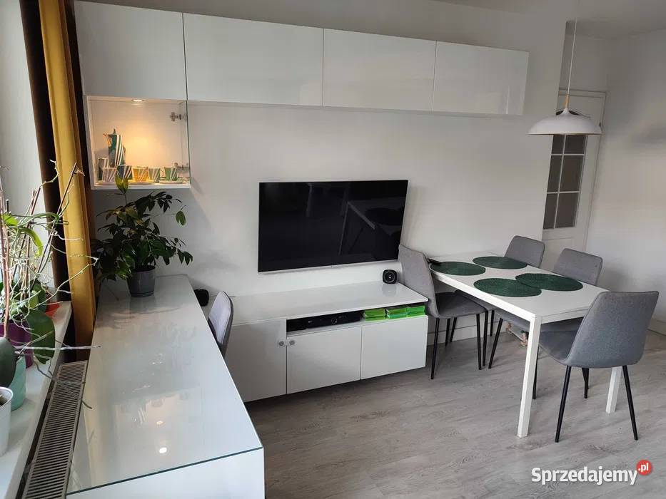 3pok 60met Ołtaszyńskiej BALKONGARAŻ Wrocław Liczba pokoi 3