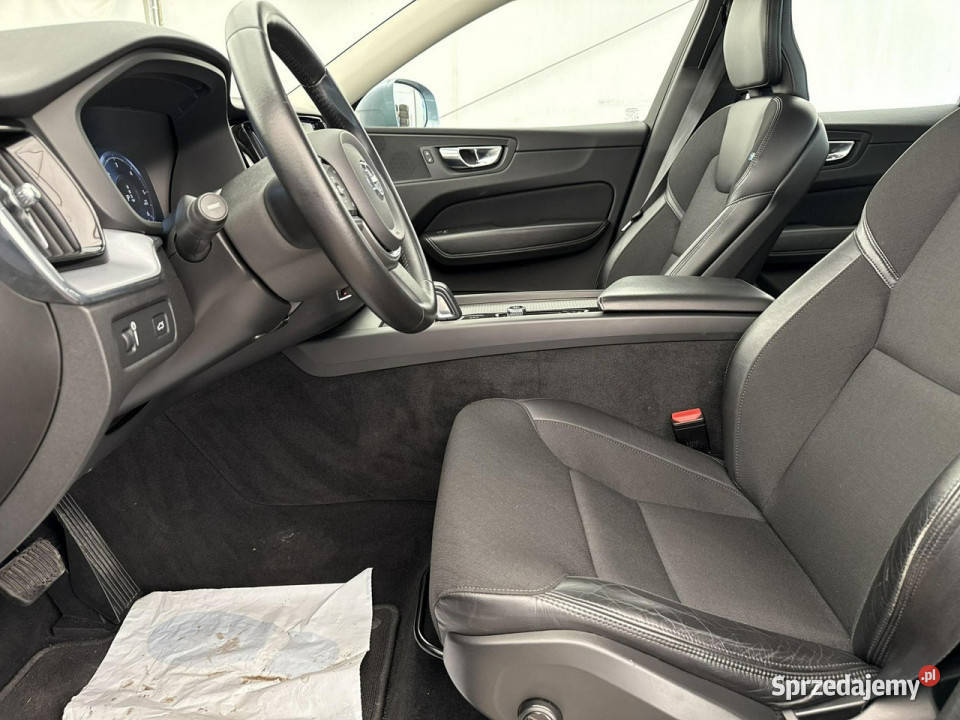 Volvo XC 60 20 B4 Geartronic AWD197 Momentum Pro Warszawa