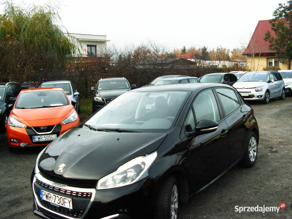 Peugeot 208 12 Etylina 2017 r Września