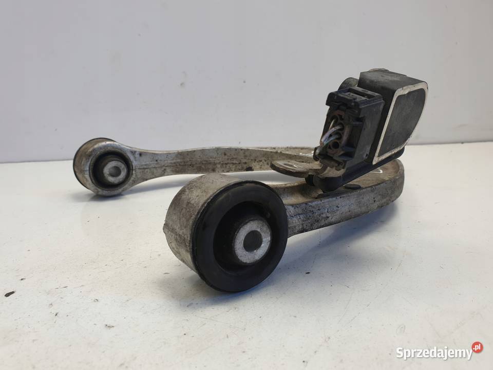 BMW F01 F02 GÓRNY LEWY PRZEDNI WAHACZ Przód osobowe Zawieszenie i amortyzacja Rudka