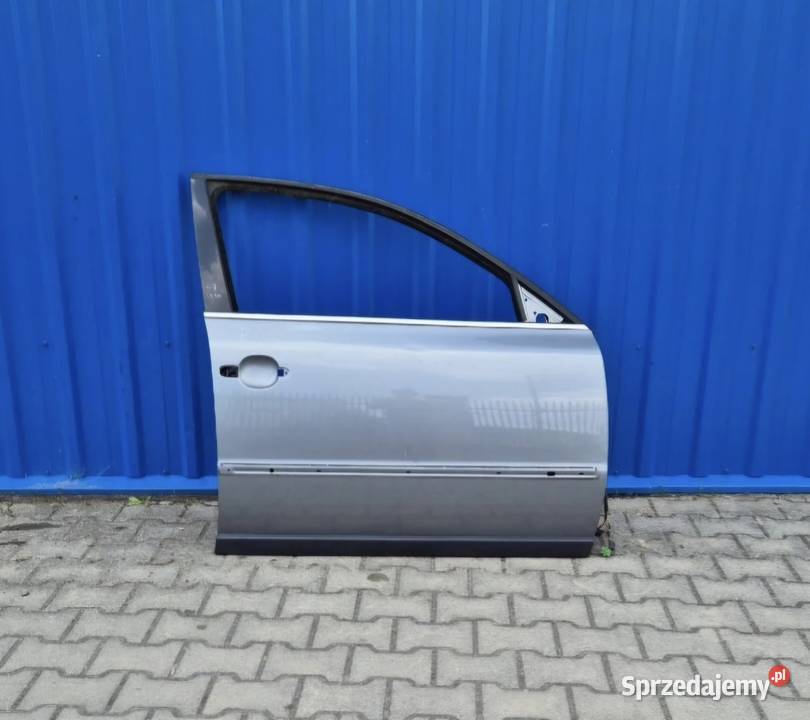 DRZWI PRZÓD PRAWY PRZEDNIE PRAWE VW PASSAT B5 FL Karoseria Działoszyce