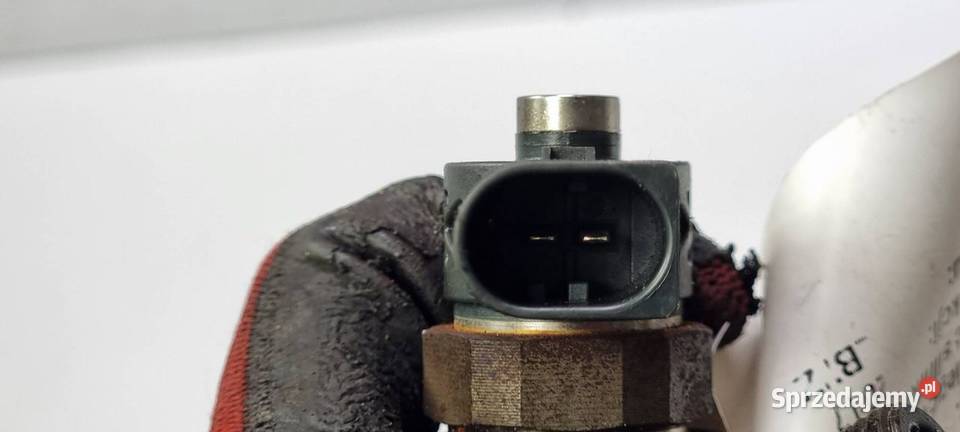 WTRYSKIWACZ VOLKSWAGEN PASSAT B8 04L130277AC Lipno