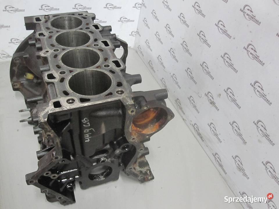 TRAFIC VIVARO 20 DCI M9R786 115 12R BLOK SILNIKA