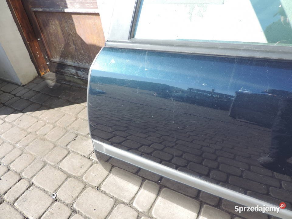 DRZWI LEWY TYŁ RENAULT LAGUNA 2 HB FL NV903 Rok produkcji 2007 Drzwi Motoryzacja małopolskie