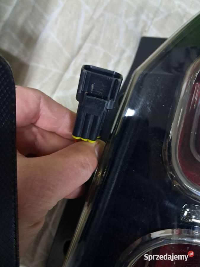 sprzedam nowe tylne lampy led do LAND ROVER Sandomierz sprzedam