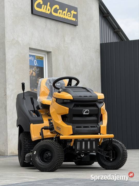 Cub Cadet XT2 PR95 V2 Kawasaki 18 traktorek Dymki