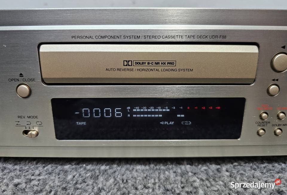 Magnetofon kasetowy DENON UDRF88