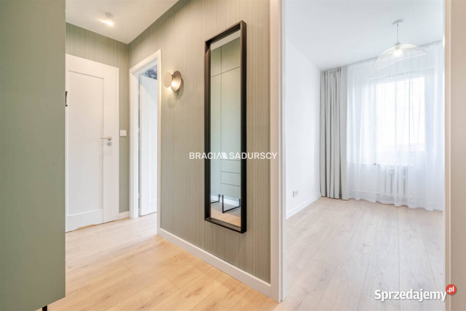 sprzedaży mieszkania 48m2 3 pok Kraków