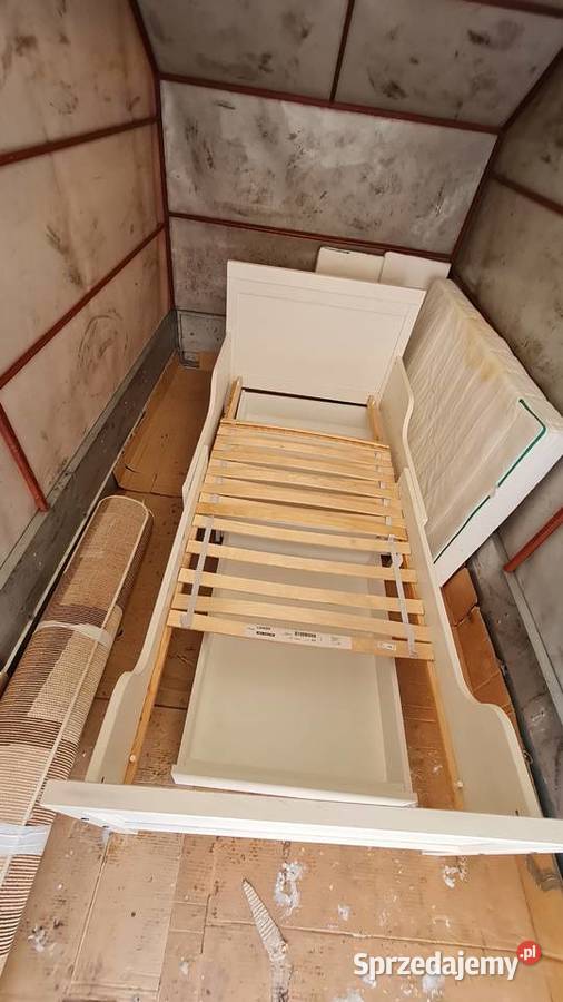 Łóżko rozkładane 130 SUNDVIK 80 x 200 i żyrandol Zambrów sprzedam