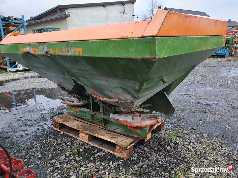 Rozsiewacz nawozu AMAZONE F1003 Rozsiewacze nawozów Wójcin