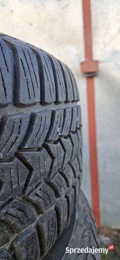 Dębica Frigo HP2 22555R17 Koronowo sprzedam