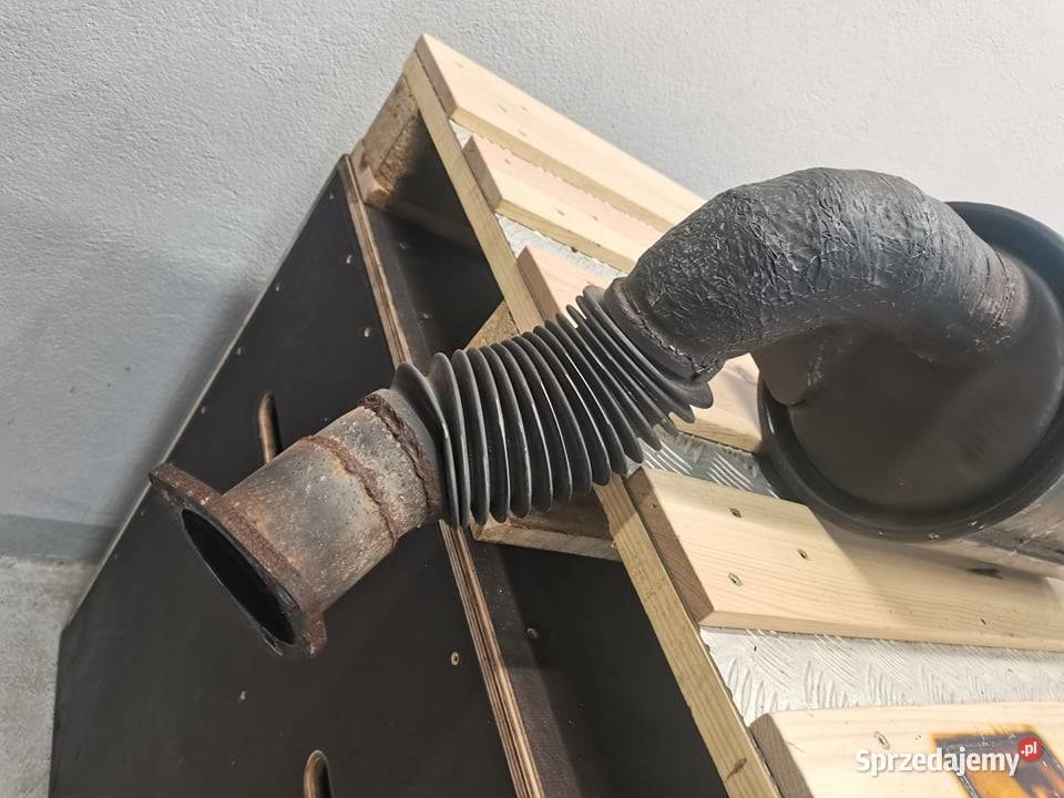 Tłumik Manitou MLA 628 Perkins AK 100440T Pozostałe Wilkowo sprzedam