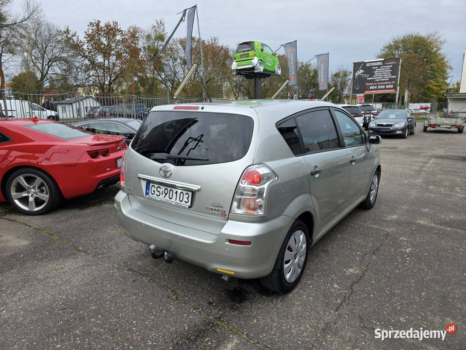 Toyota Corolla Verso 18 Benzyna 130 Klimatyzacja Słupsk