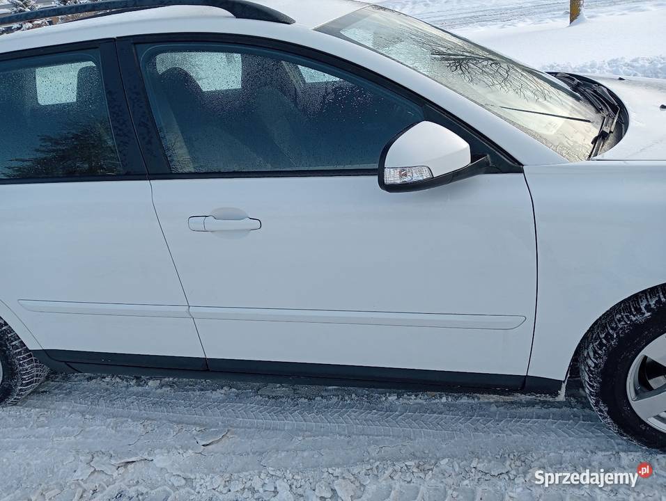 Volvo V50 16 diesel 2010r Rok produkcji 2010 Janów Lubelski sprzedam