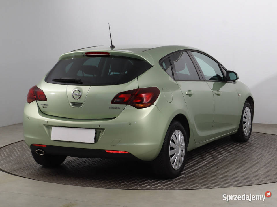 Opel Astra 14 T benzyna Bielany Wrocławskie