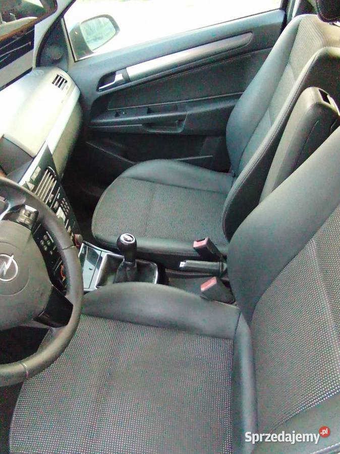 Opel astra 16 benzyna serwowane w ASO 1 Astra Poznań sprzedam