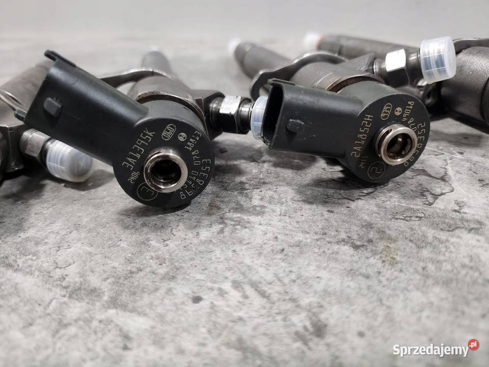 WTRYSKIWACZ 0445110078 BOSCH Volvo OE 8658352 24