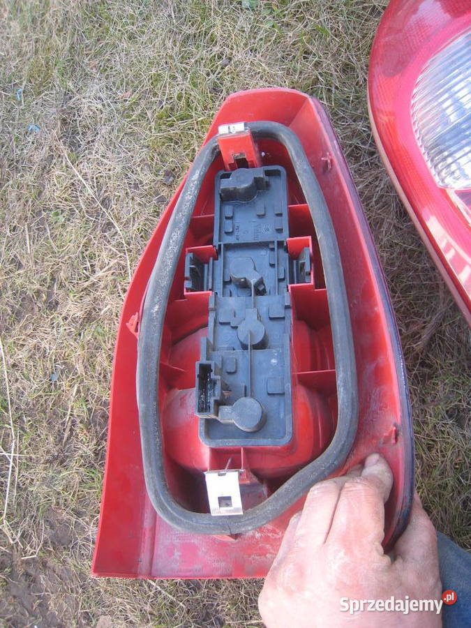 Lampa tylna prawa lewa Citroen Xsara Picasso 99 Kraków sprzedam