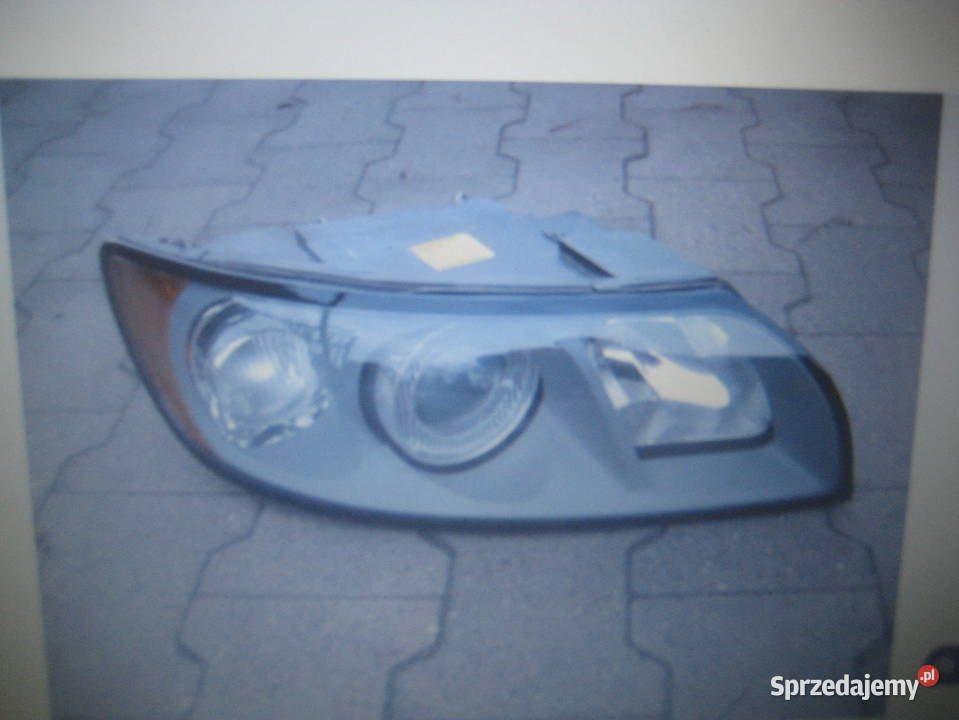 volvo v50 0407r lampa prawa przód zwykła prawe Rakoniewice